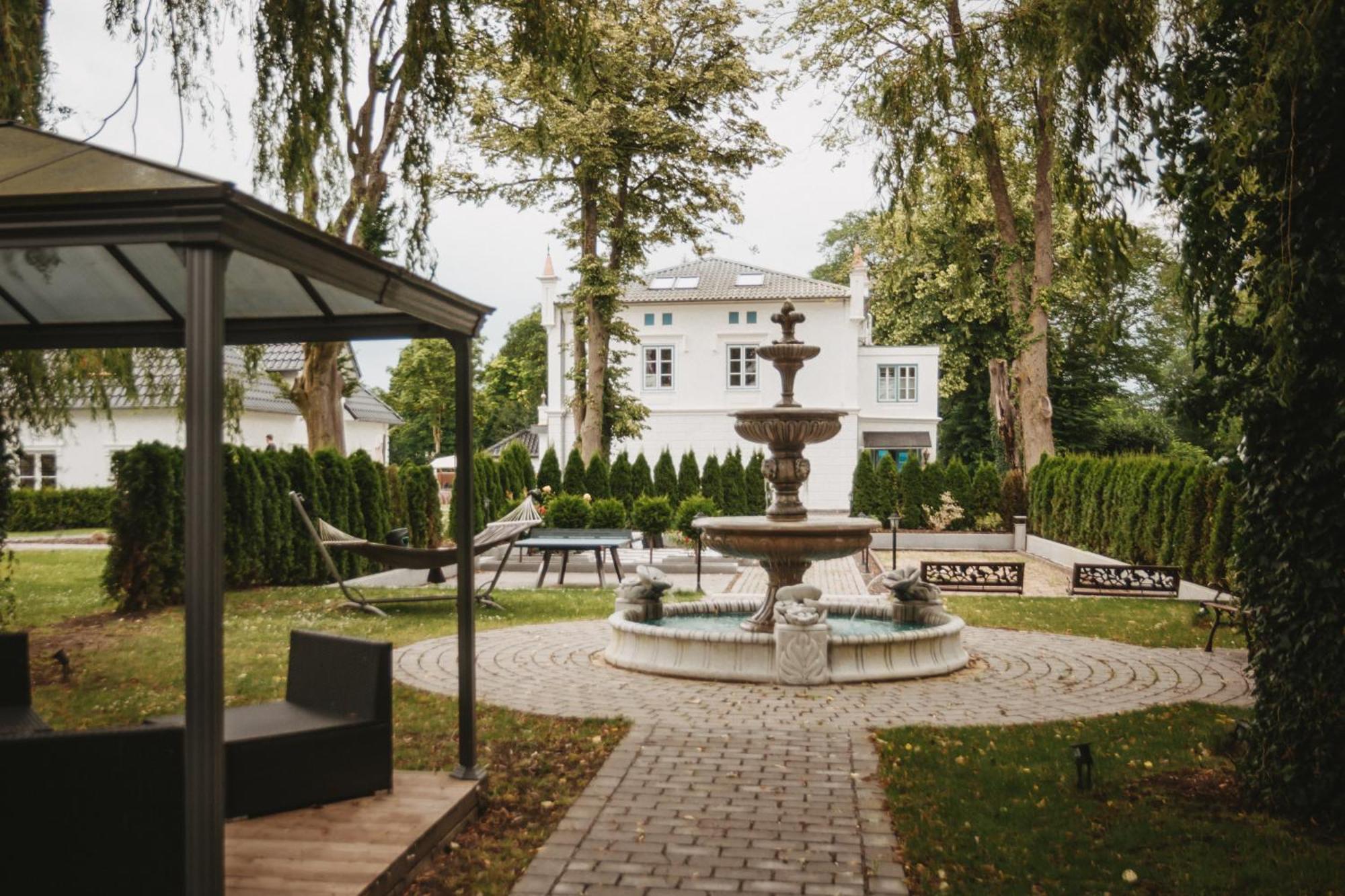 Herrenhaus-Henriettenhof Grömitz Exterior foto